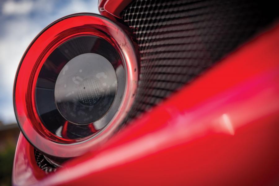 Детали экстерьера Ferrari 488 GTE 2016 года  (фото 1 из 41)